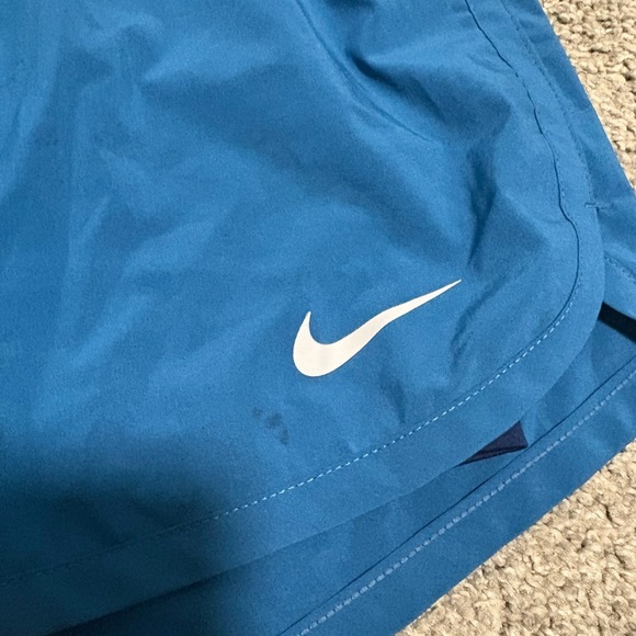 Nike Dri-Fit Women's Athletic Blue Shorts Size Small - Picture 2 of 6